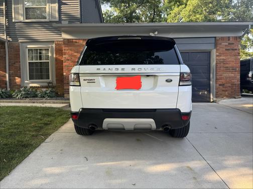 White 2015 Land Rover Range Rover Sport Supercharged HSE
