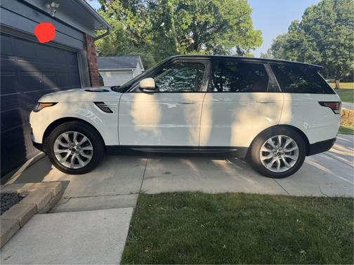 White 2015 Land Rover Range Rover Sport Supercharged HSE