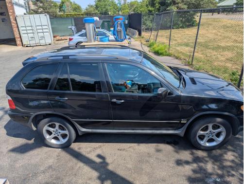 2003 BMW X5 3.0i