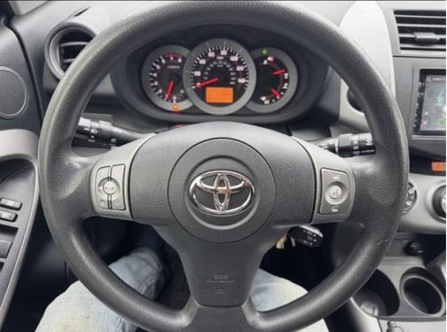 2007 Toyota RAV4 Sport