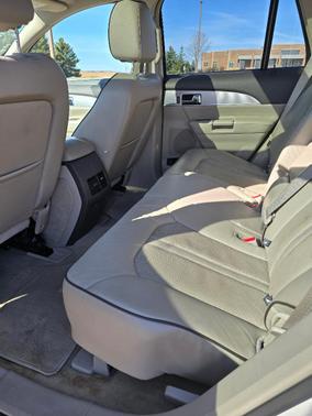 White 2013 Lincoln MKX Base