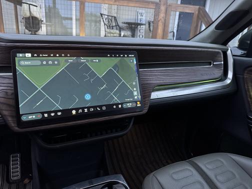 2023 Rivian R1T Adventure Quad-Motor Large Package