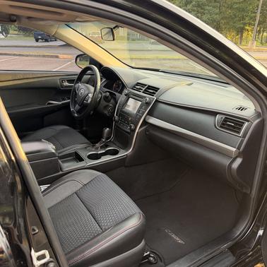 Blue 2015 Toyota Camry SE