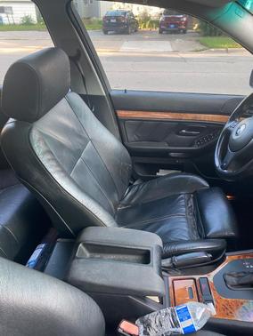 Gray 2002 BMW 530 i