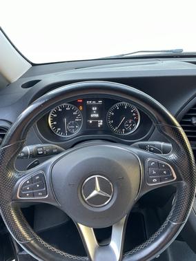 2018 Mercedes-Benz Metris Base