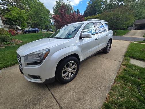 White 2016 GMC Acadia SLT-1
