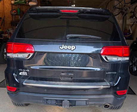 Black 2019 Jeep Grand Cherokee Limited