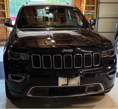 Black 2019 Jeep Grand Cherokee Limited