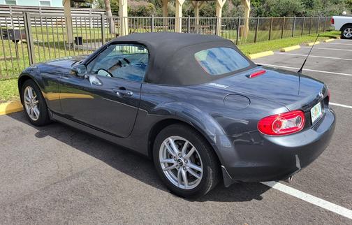 2015 Mazda MX-5 Miata Sport