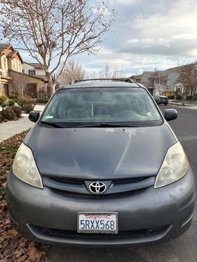 2006 Toyota Sienna LE