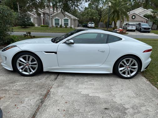 White 2017 Jaguar F-TYPE S