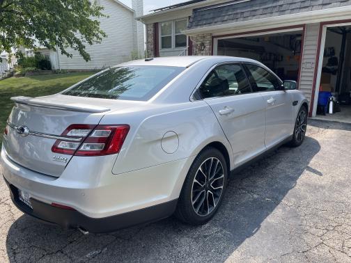 2017 Ford Taurus SHO