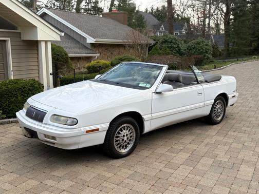 1995 Chrysler LeBaron GTC