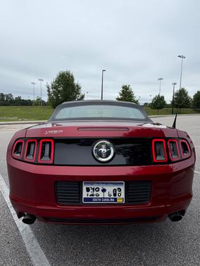 Red 2014 Ford Mustang V6