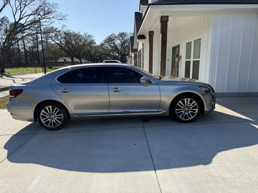 2016 Lexus LS 460 L