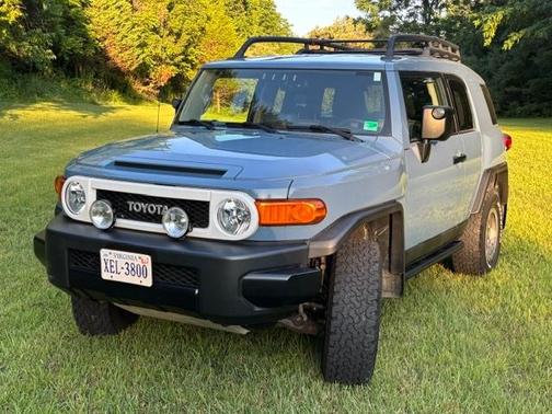 Blue 2014 Toyota FJ Cruiser Base
