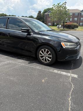 Black 2013 Volkswagen Jetta SE
