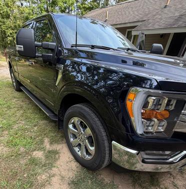 Blue 2021 Ford F-150 XLT