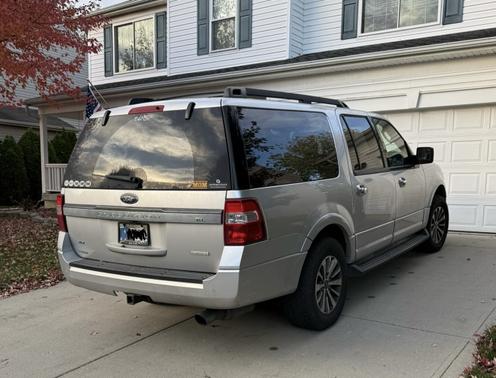 2017 Ford Expedition EL XLT