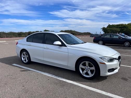 White 2014 BMW 328 i xDrive