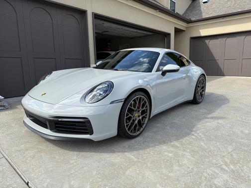 2020 Porsche 911 Carrera 4S