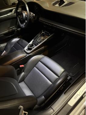 2020 Porsche 911 Carrera 4S