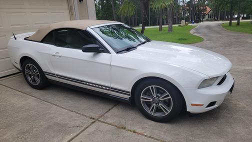 2012 Ford Mustang V6