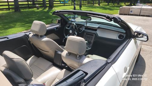 2012 Ford Mustang V6