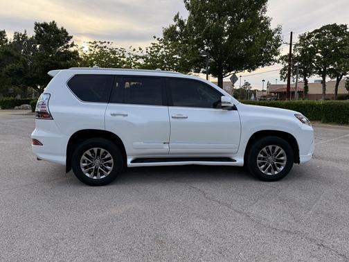 White 2016 Lexus GX 460 Luxury