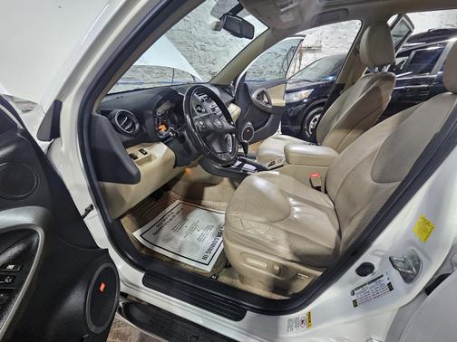 2011 Toyota RAV4 Limited