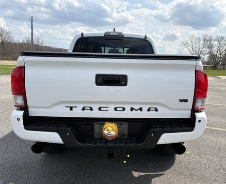 White 2017 Toyota Tacoma TRD Sport