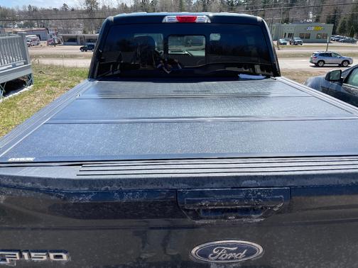 Black 2017 Ford F-150 Lariat