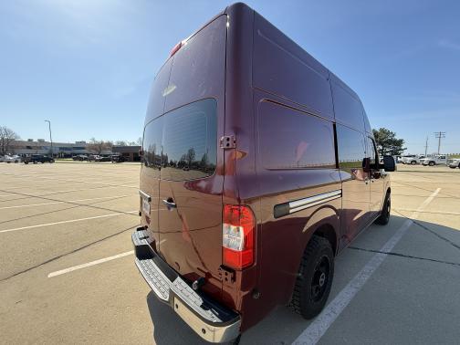 2012 Nissan NV Cargo 2500 SV