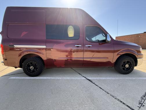 2012 Nissan NV Cargo 2500 SV