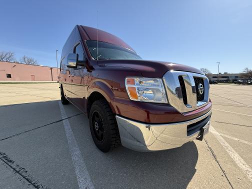 2012 Nissan NV Cargo 2500 SV