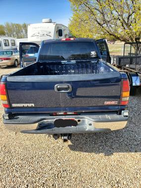 Photo 3 of 9 of 2005 GMC Sierra 2500 SLT H/D Crew Cab