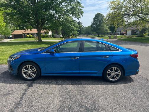 Blue 2019 Hyundai SONATA SEL