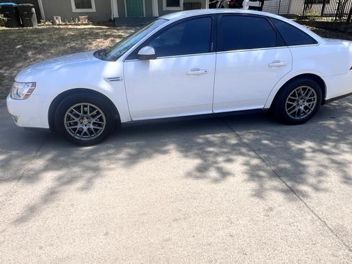 2008 Ford Taurus SEL