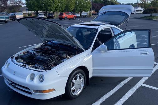 White 1996 Acura Integra GS-R