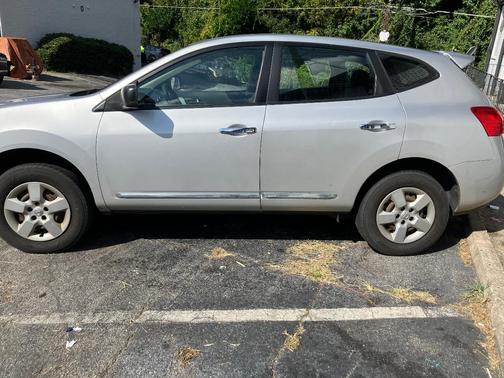 Silver 2012 Nissan Rogue S