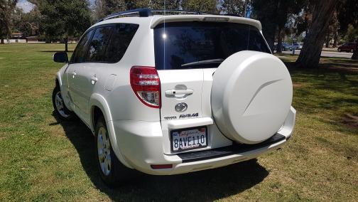 Photo 2 of 14 of 2010 Toyota RAV4 Limited