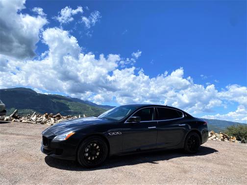 Photo 4 of 8 of 2014 Maserati Quattroporte S Q4