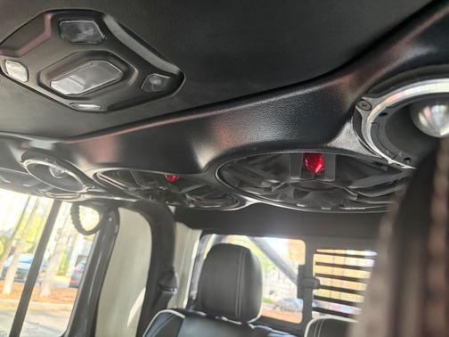 Gray 2021 Jeep Gladiator Sport S