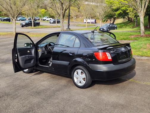 Black 2009 Kia Rio SX