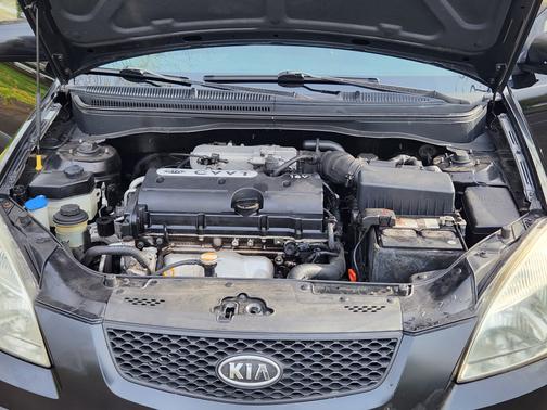 Black 2009 Kia Rio SX