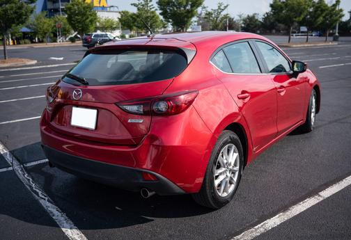 2016 Mazda Mazda3 i Sport