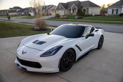 White 2016 Chevrolet Corvette Stingray Z51