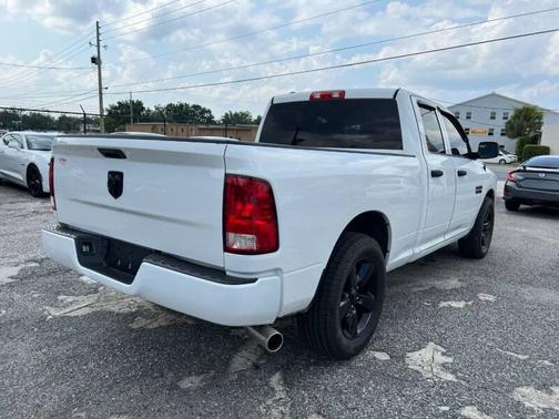 2018 RAM 1500 ST