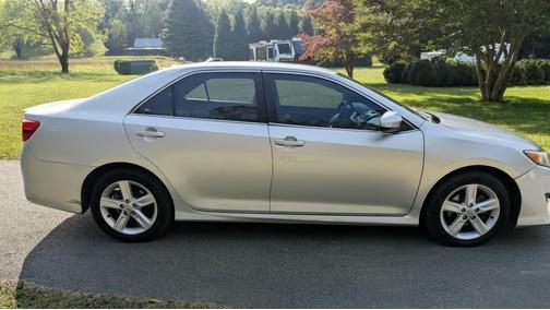 2013 Toyota Camry XLE
