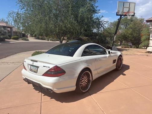 2009 Mercedes-Benz SL-Class SL63 AMG Roadster
